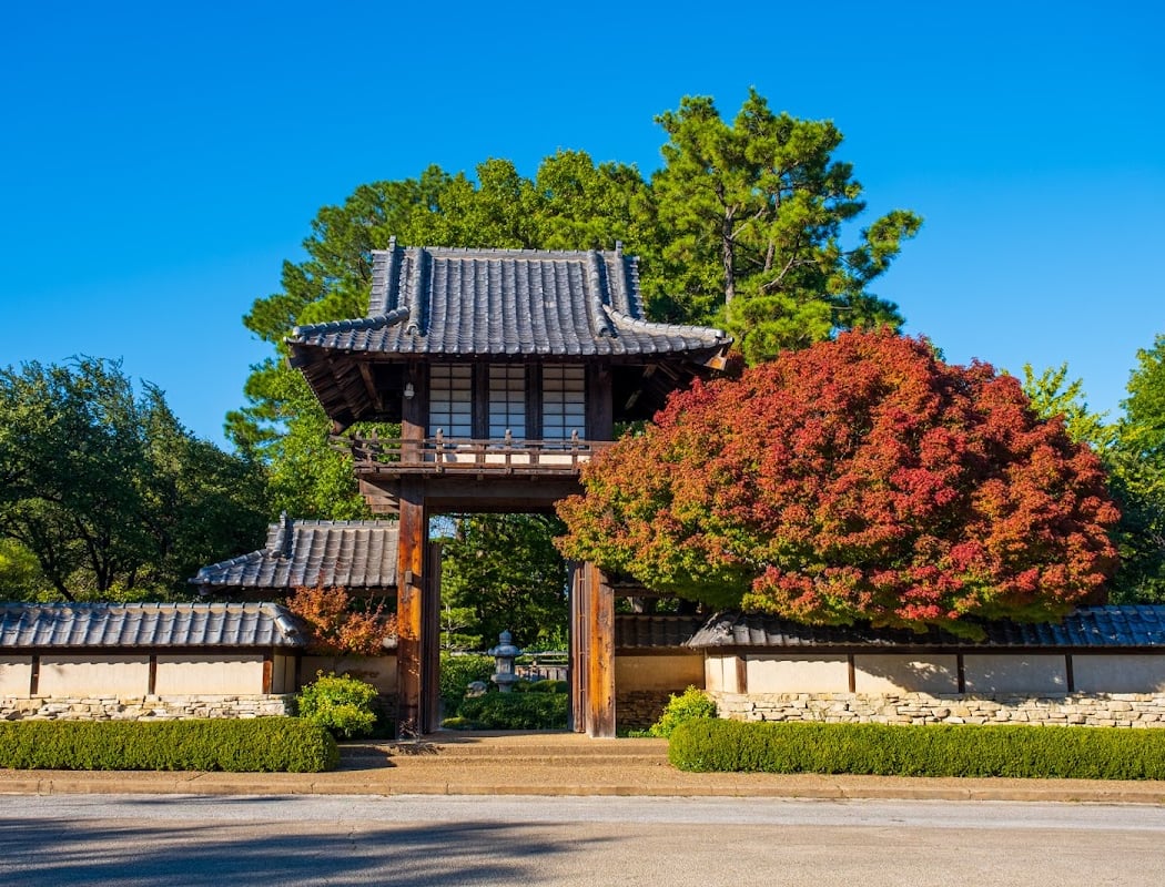 Art in the Garden Tour: Sherwin Carlquist & BRIT Library 1